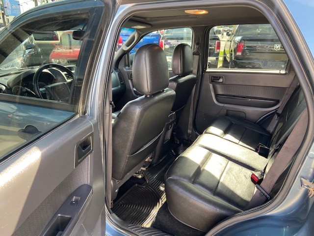 /drivenbyyouautosales/2012-Ford-Escape-2993030016374576.jpg