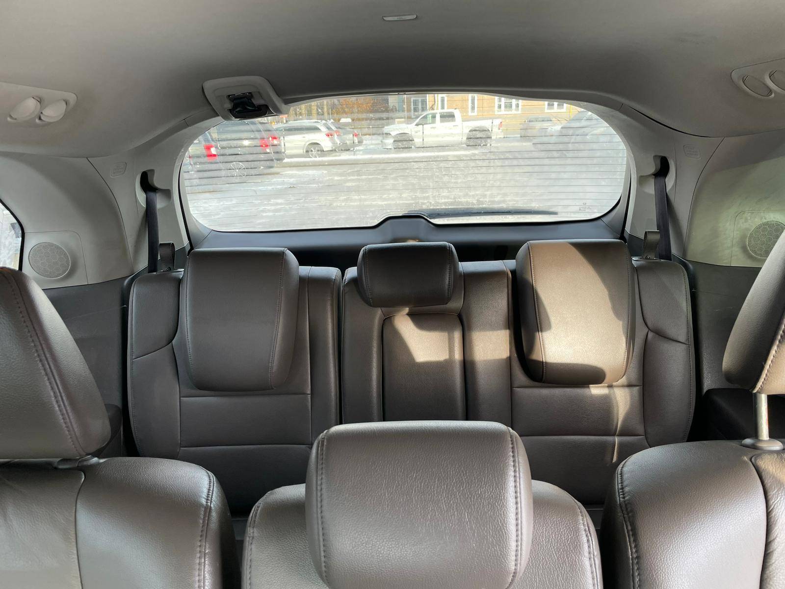/drivenbyyouautosales/2012-Honda-Odyssey-0026187512374320487.jpg