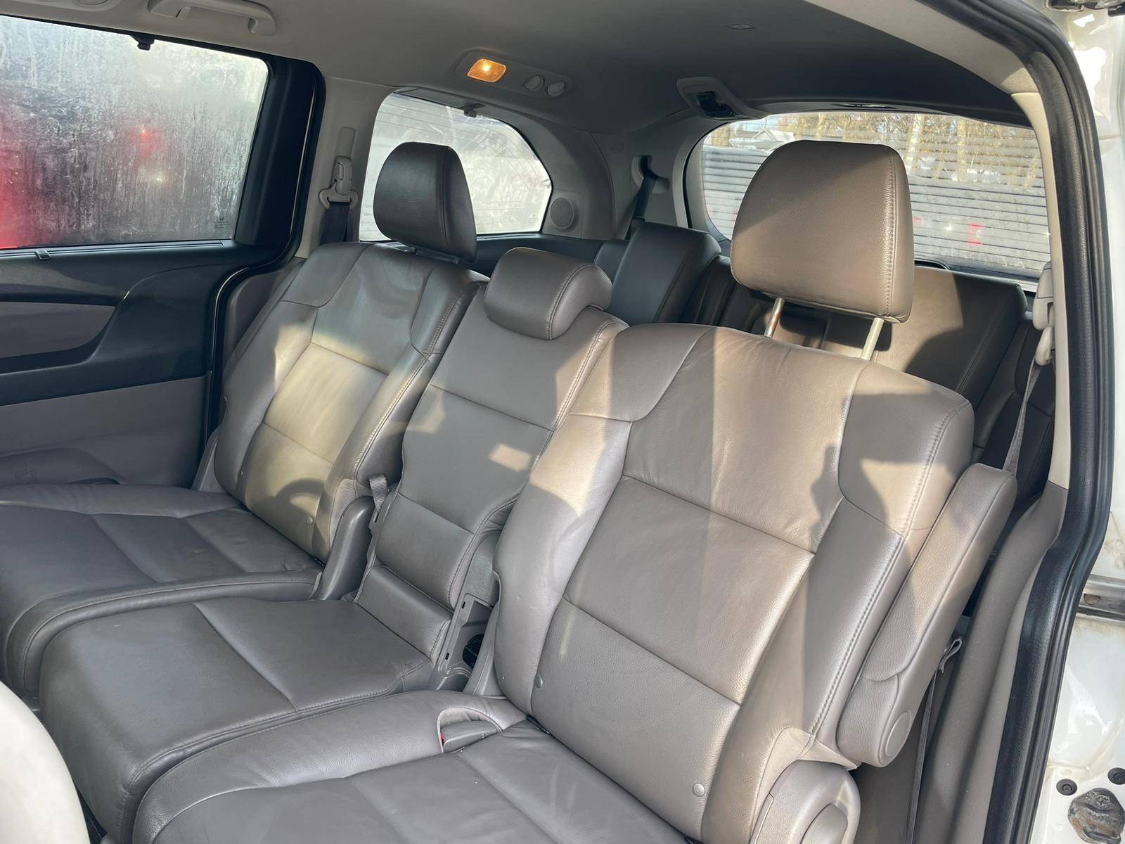 /drivenbyyouautosales/2012-Honda-Odyssey-9785786145473381.jpg