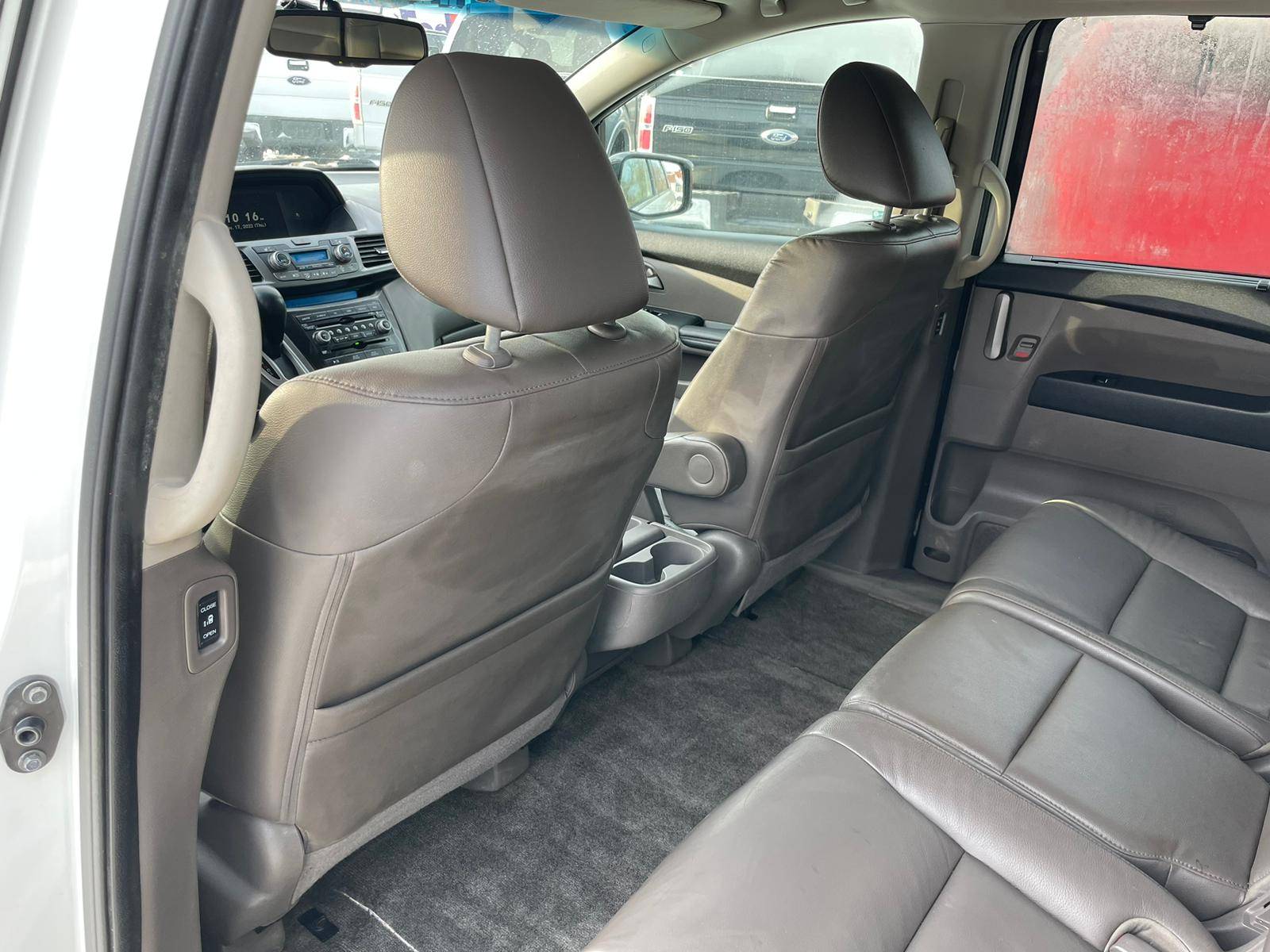 /drivenbyyouautosales/2012-Honda-Odyssey-9835493991454063.jpg