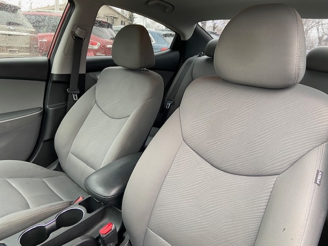 /drivenbyyouautosales/2012-Hyundai-Elantra-06453691130831407.jpg