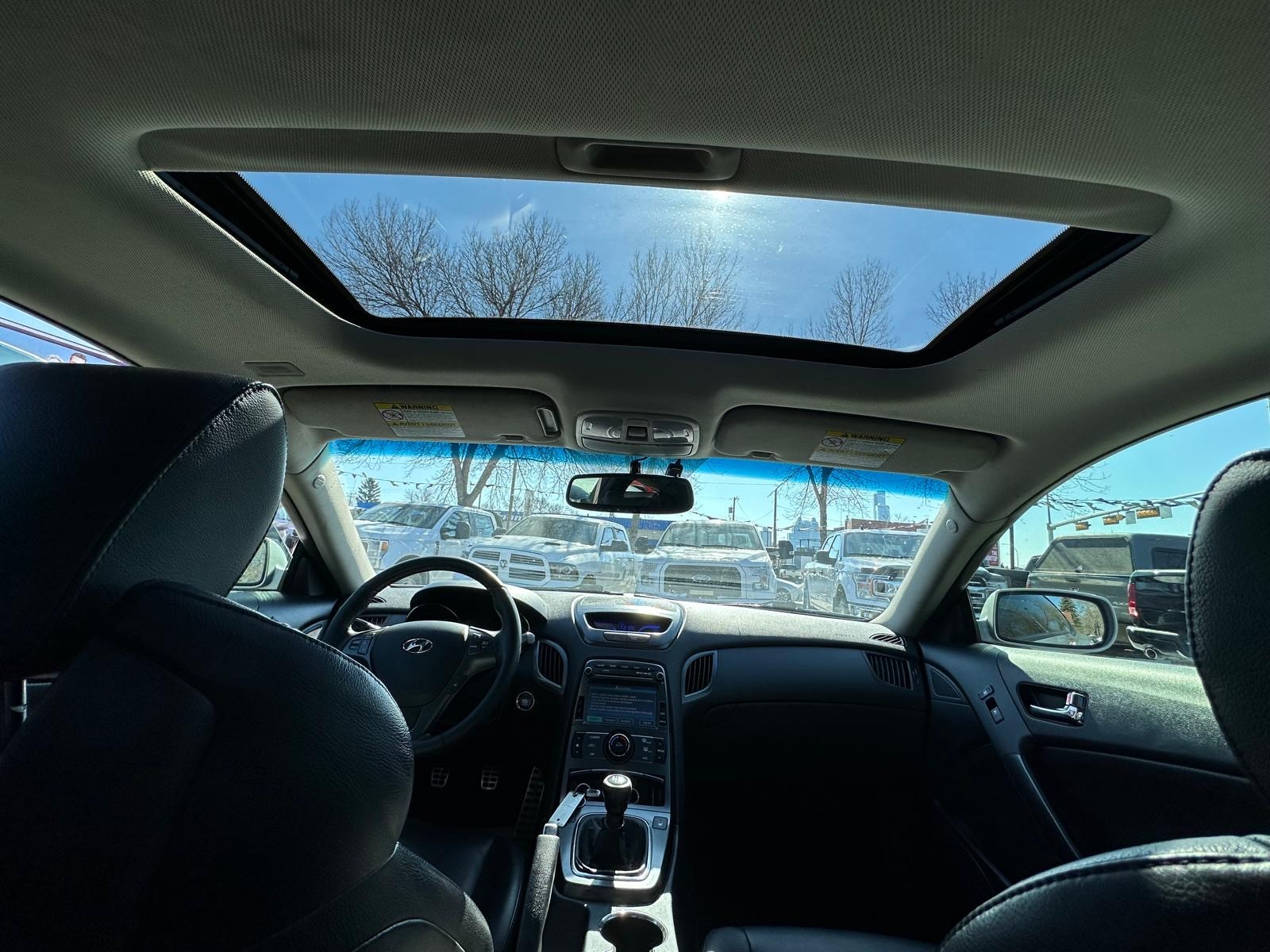 /drivenbyyouautosales/2012-Hyundai-Genesis-3298572419241408.jpg