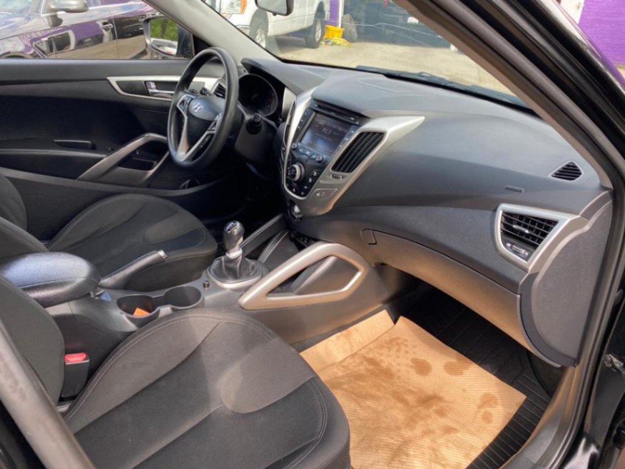 /drivenbyyouautosales/2012-Hyundai-Veloster-4088063821765975.jpg