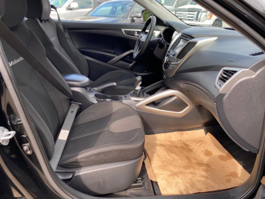 /drivenbyyouautosales/2012-Hyundai-Veloster-5445680212009736.jpg