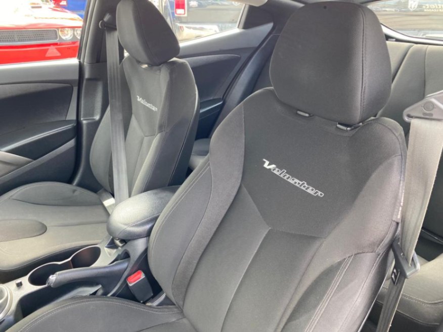 /drivenbyyouautosales/2012-Hyundai-Veloster-7498653268714597.jpg