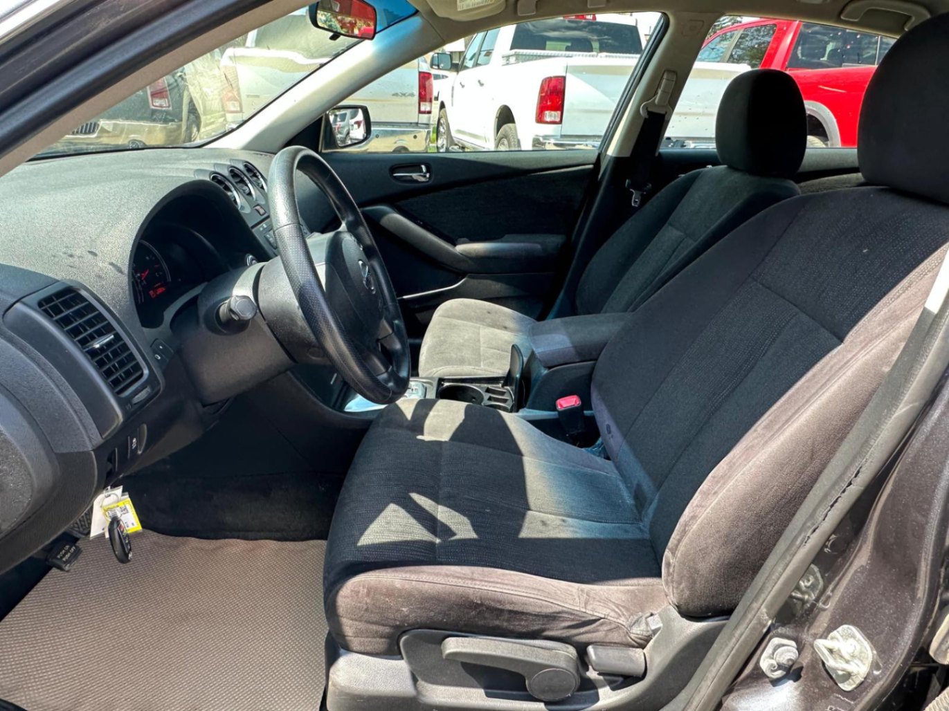 /drivenbyyouautosales/2012-Nissan-Altima-29144049480742384.jpg