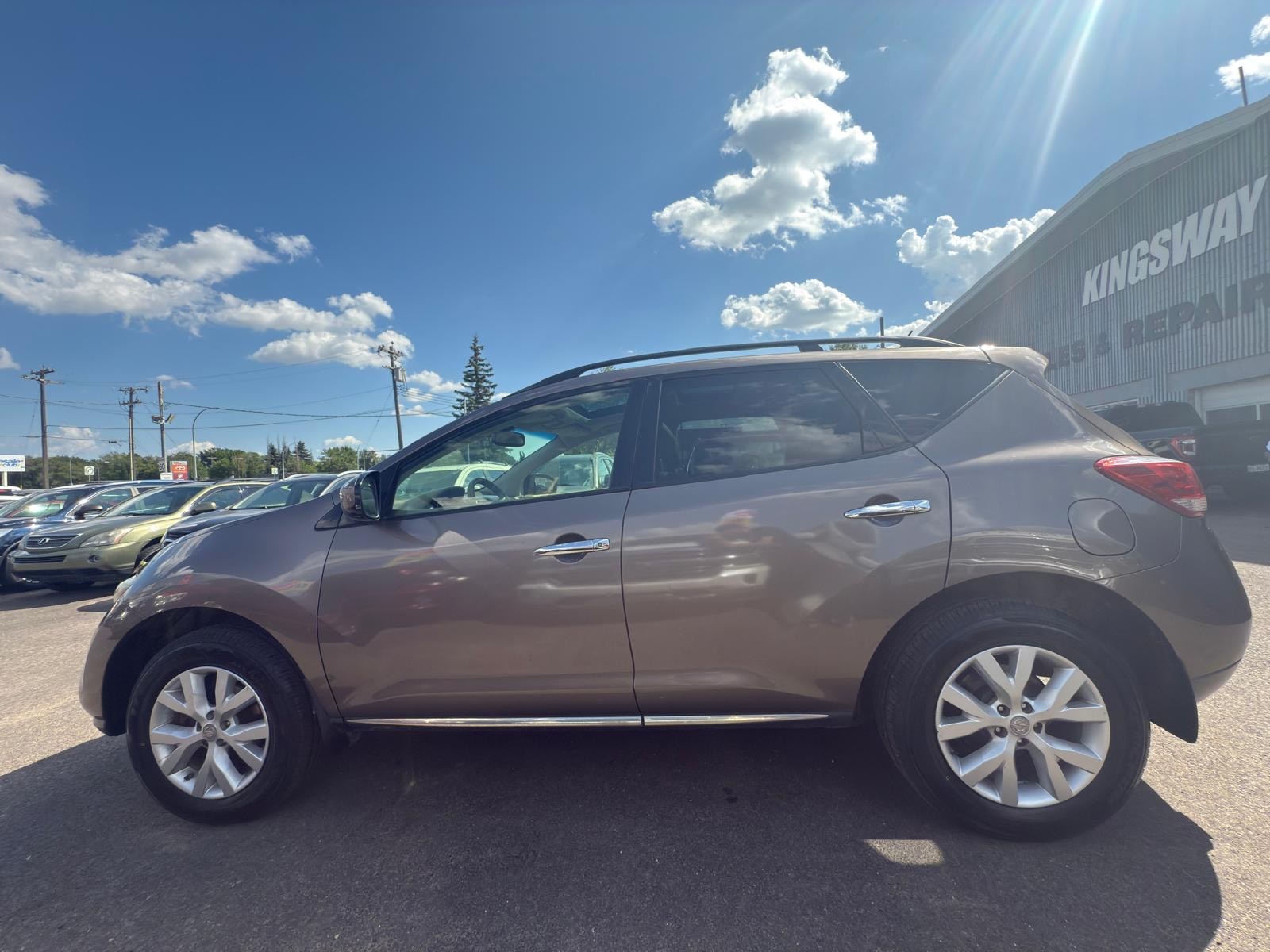 /drivenbyyouautosales/2012-Nissan-Murano-7114704050459721.jpg