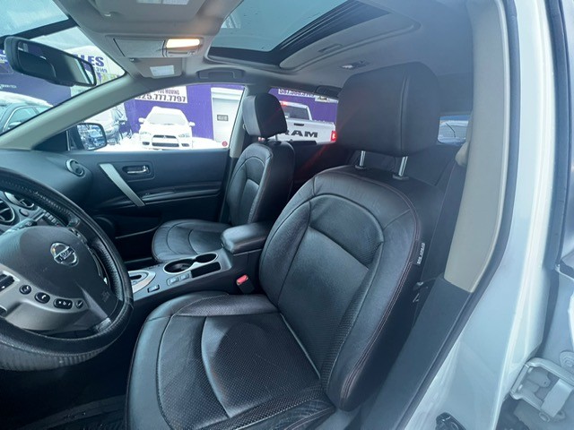 /drivenbyyouautosales/2012-Nissan-Rogue-5048894191225937.jpg