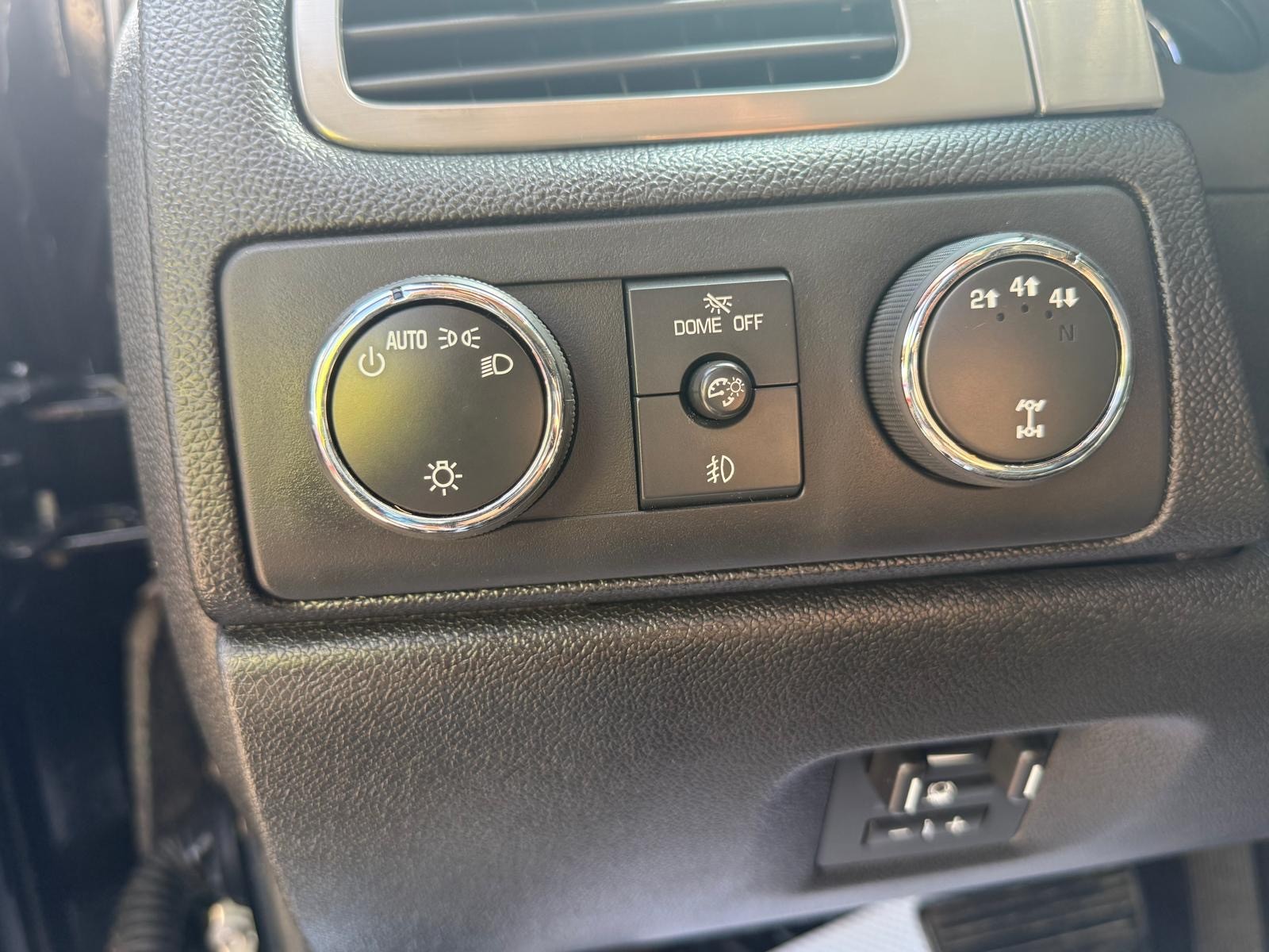 /drivenbyyouautosales/2013-Chevrolet-Silverado2500HD-2938006570110616.jpg