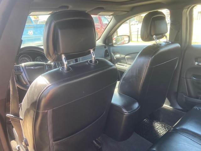 /drivenbyyouautosales/2013-Chrysler-200-9242803431642252.jpg