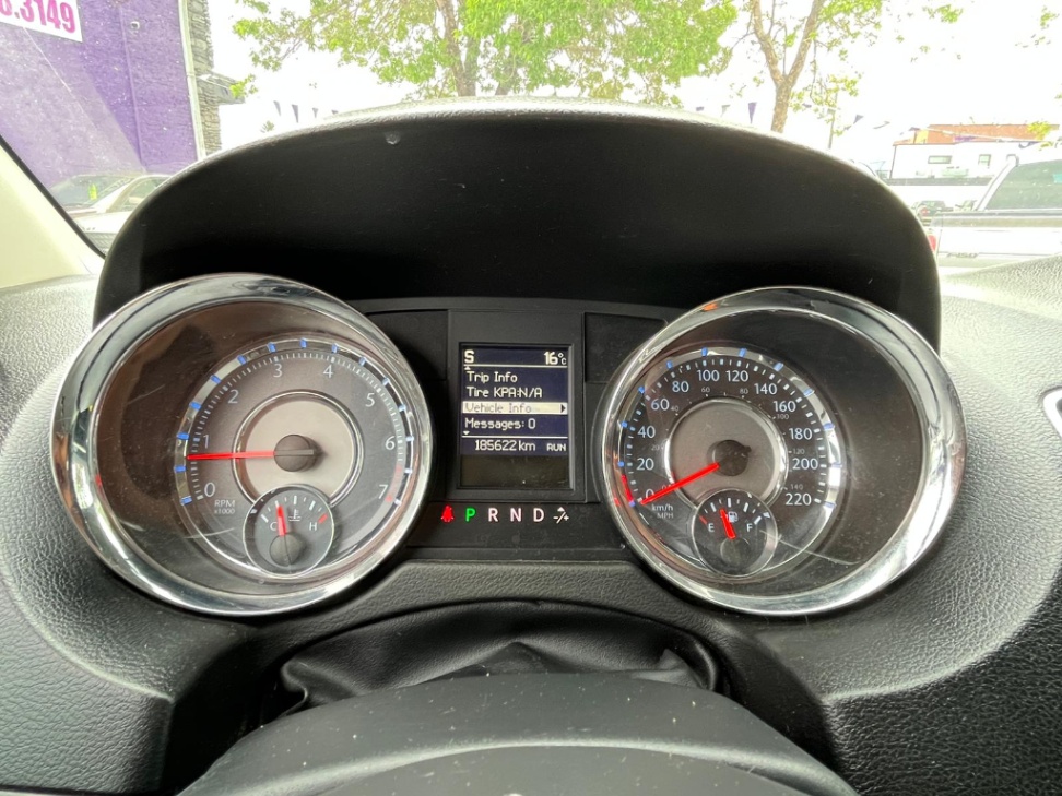 /drivenbyyouautosales/2013-Chrysler-Town&-5778054456024131.jpg