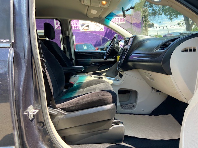 /drivenbyyouautosales/2013-Dodge-GrandCaravan-28744051597174214.jpg