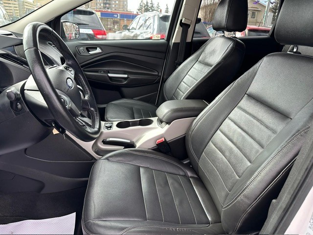 /drivenbyyouautosales/2013-Ford-Escape-45524104346808647.jpg