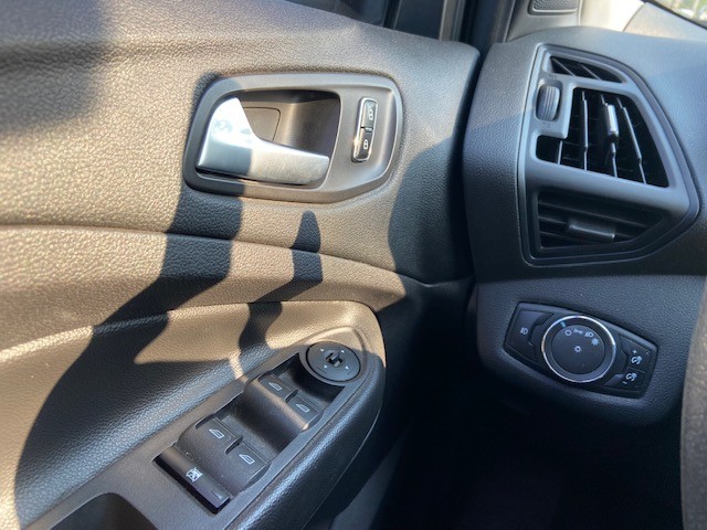 /drivenbyyouautosales/2013-Ford-Escape-8789820295033235.jpg