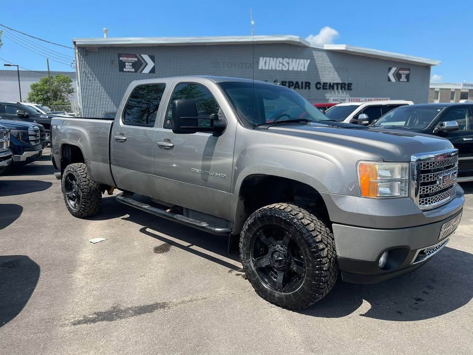 /drivenbyyouautosales/2013-GMC-Sierra2500HD-1311090411917497.jpg