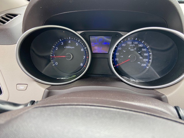 /drivenbyyouautosales/2013-Hyundai-Tucson-9348145657847882.jpg