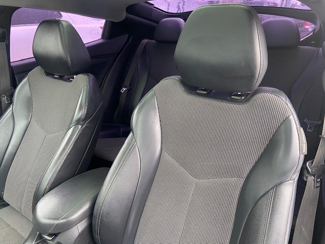 /drivenbyyouautosales/2013-Hyundai-Veloster-7714579489970983.jpg