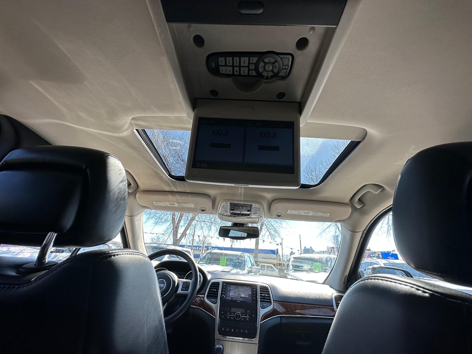 /drivenbyyouautosales/2013-Jeep-GrandCherokee-46954422487603.jpg