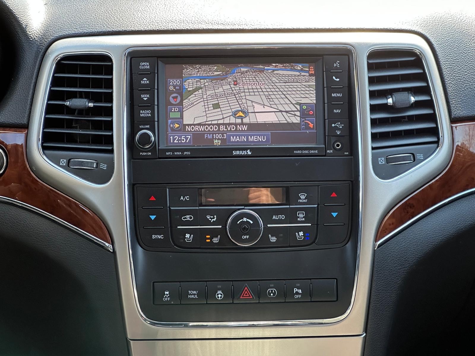 /drivenbyyouautosales/2013-Jeep-GrandCherokee-5953591159912763.jpg