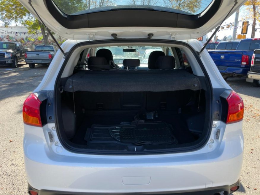 /drivenbyyouautosales/2013-Mitsubishi-RVR-23587412750329095.jpg
