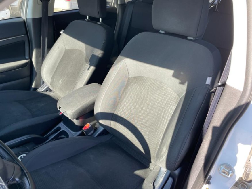 /drivenbyyouautosales/2013-Mitsubishi-RVR-9500790305340701.jpg