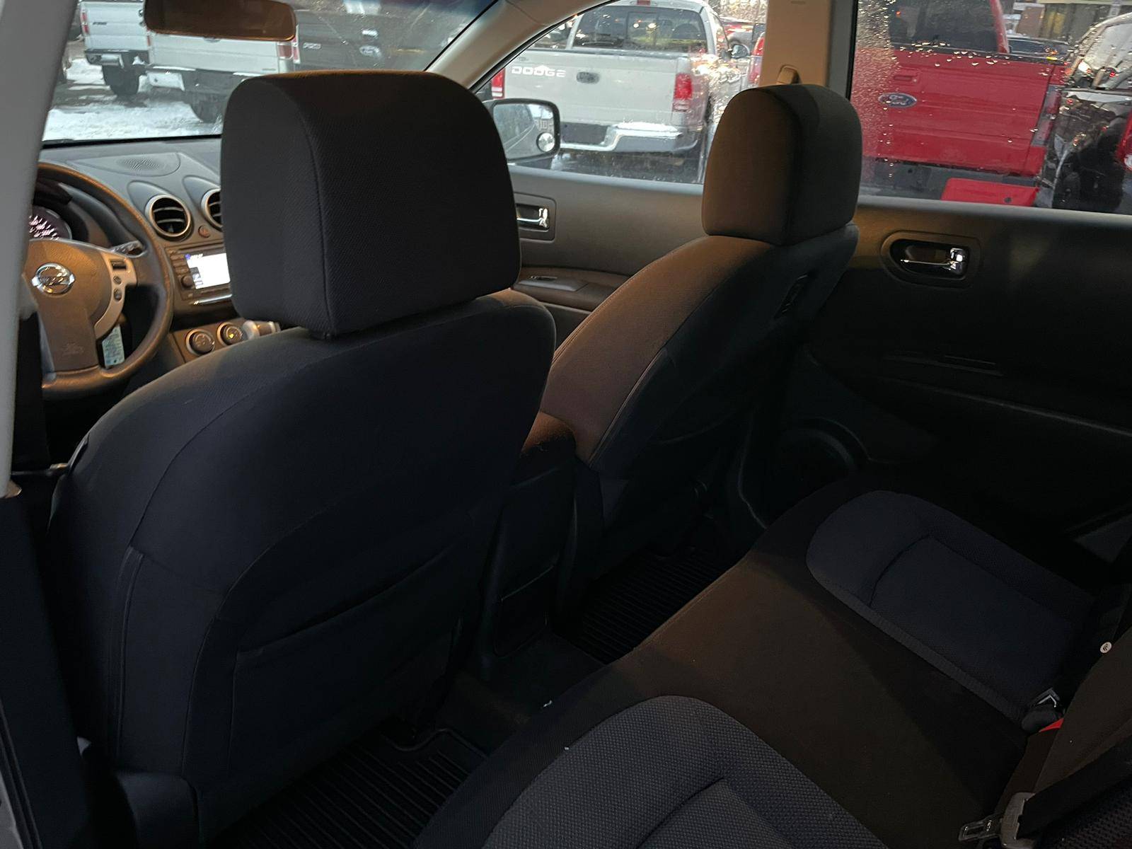 /drivenbyyouautosales/2013-Nissan-Rogue-0853685686034118.jpg