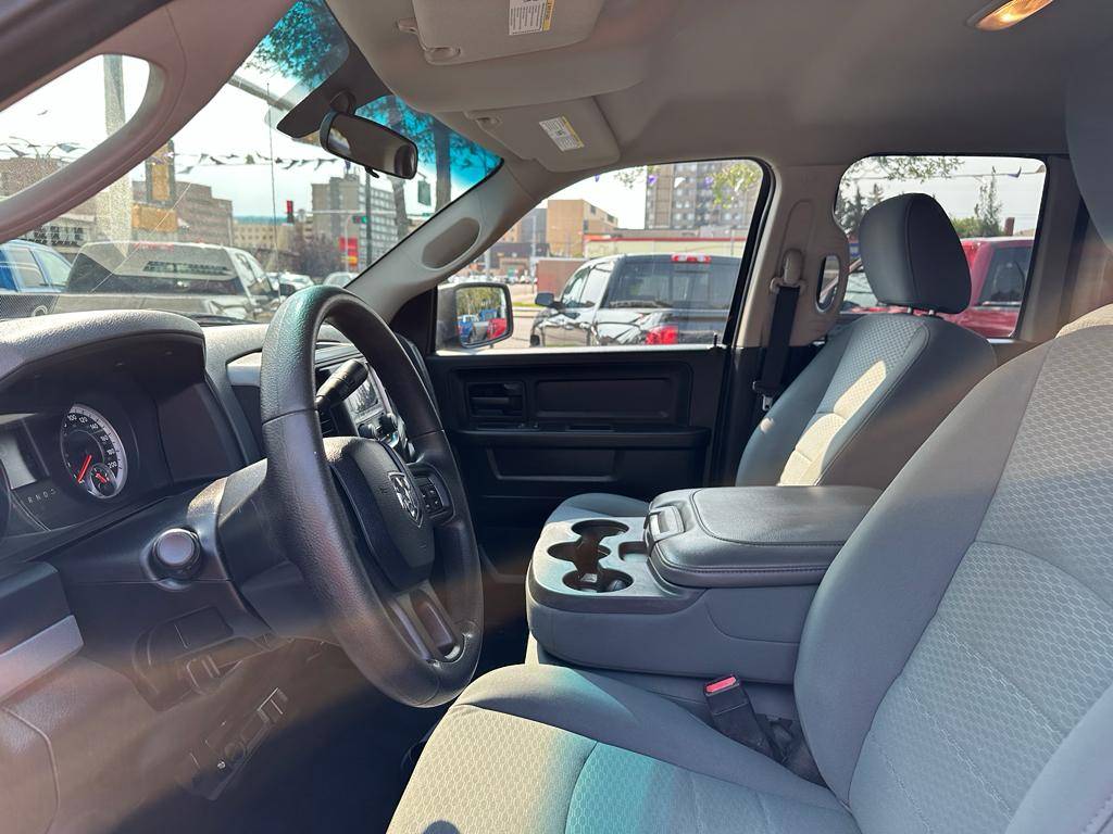 /drivenbyyouautosales/2013-Ram-1500-14552777408871398.jpg