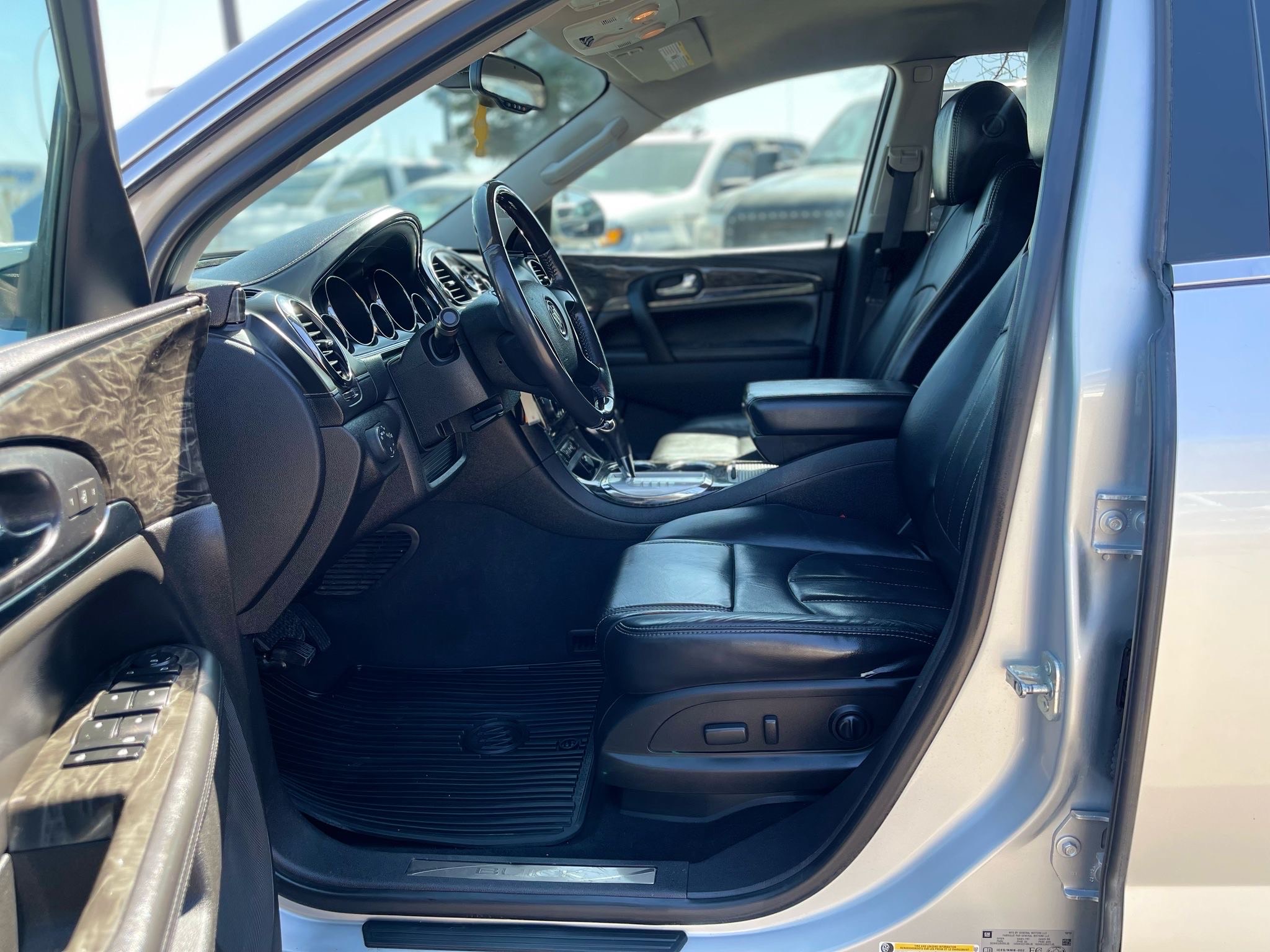 /drivenbyyouautosales/2014-Buick-Enclave-5593099922881299.jpg