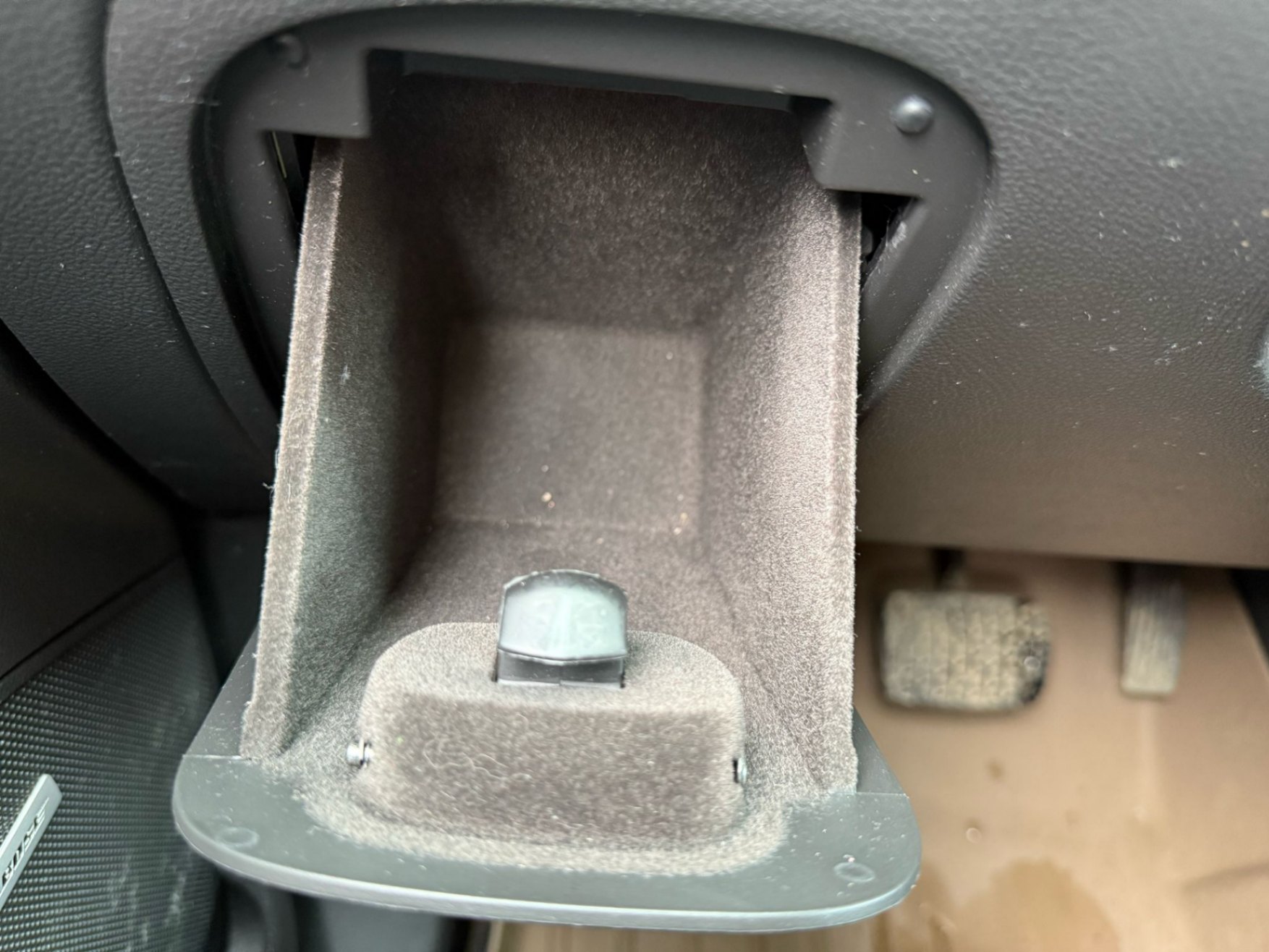 /drivenbyyouautosales/2014-Buick-Encore-11346940340142497.jpg