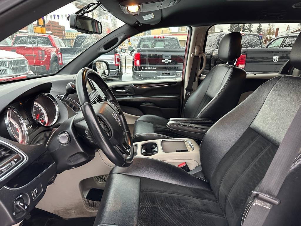 /drivenbyyouautosales/2014-Dodge-GrandCaravan-028325181106833686.jpg