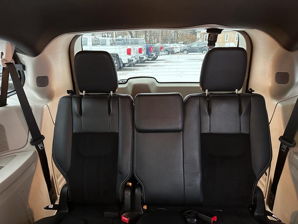 /drivenbyyouautosales/2014-Dodge-GrandCaravan-161264646947181.jpg