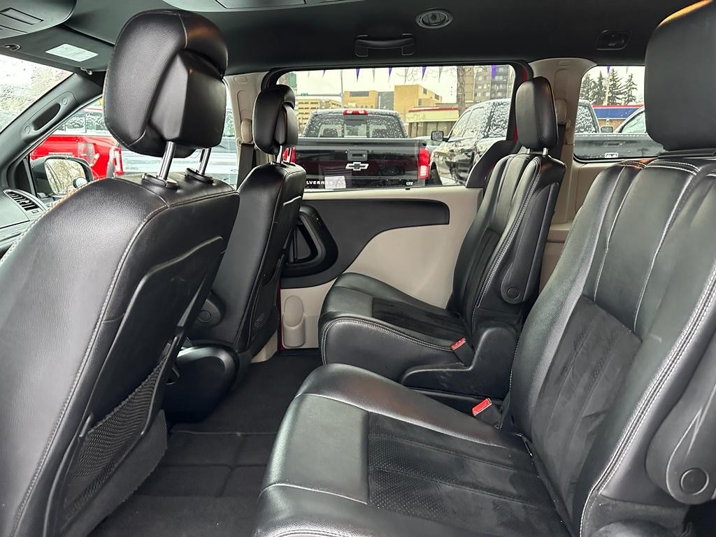 /drivenbyyouautosales/2014-Dodge-GrandCaravan-4560727629895154.jpg