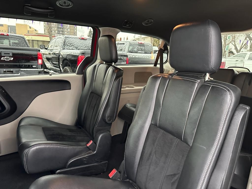 /drivenbyyouautosales/2014-Dodge-GrandCaravan-6694666551613353.jpg