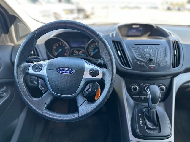 /drivenbyyouautosales/2014-Ford-Escape-21981019973657312.jpg