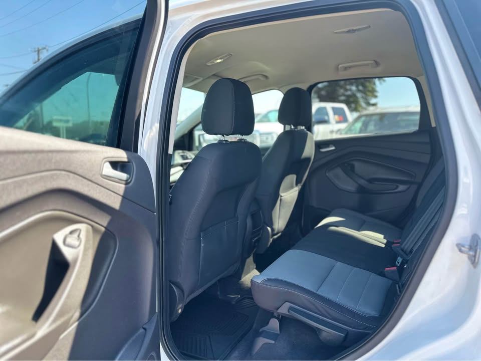 /drivenbyyouautosales/2014-Ford-Escape-8315628218146247.jpg