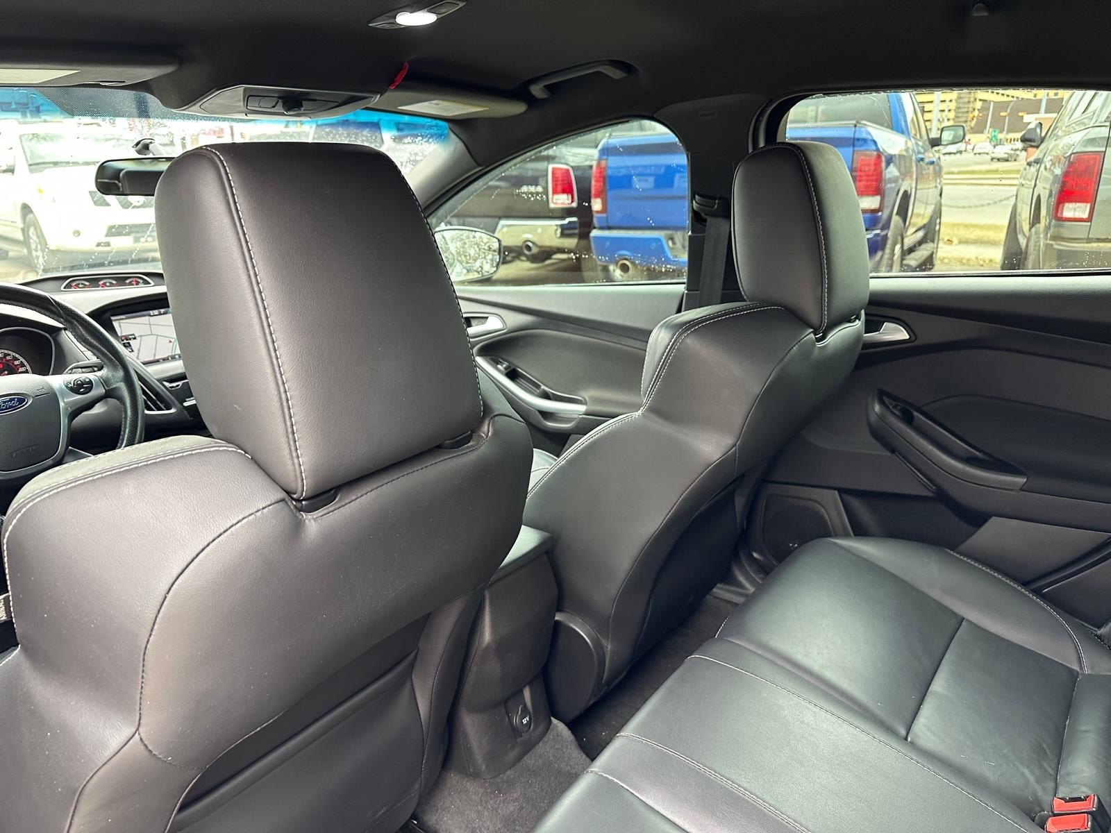 /drivenbyyouautosales/2014-Ford-Focus-10920656335231405.jpg