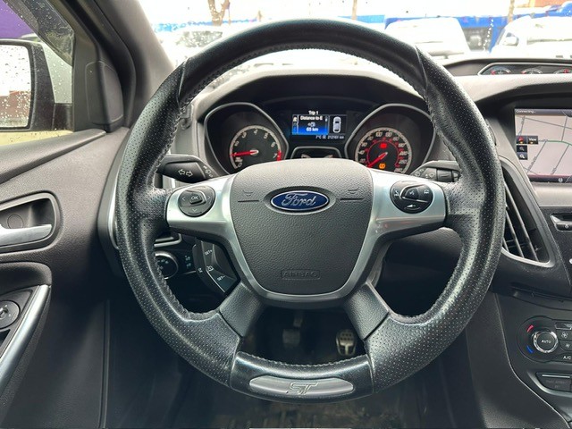 /drivenbyyouautosales/2014-Ford-Focus-9613188253560416.jpg