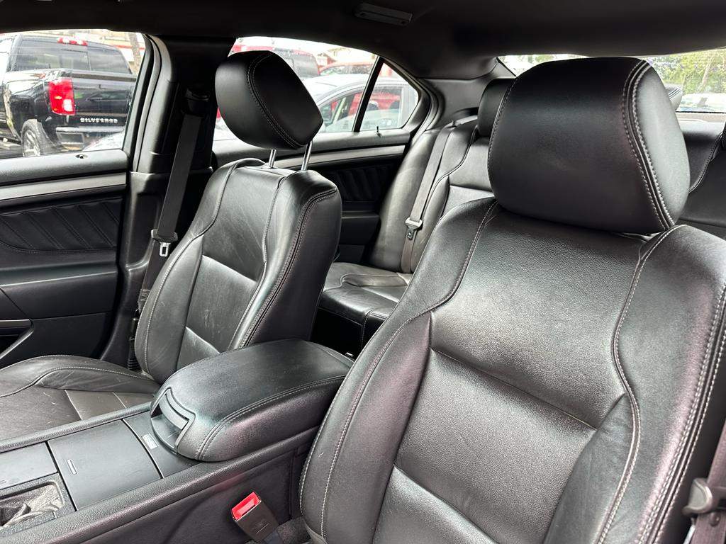 /drivenbyyouautosales/2014-Ford-SedanPolice-054074647452642566.jpg