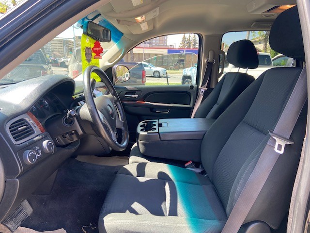 /drivenbyyouautosales/2014-GMC-Yukon-5553172555816612.jpg