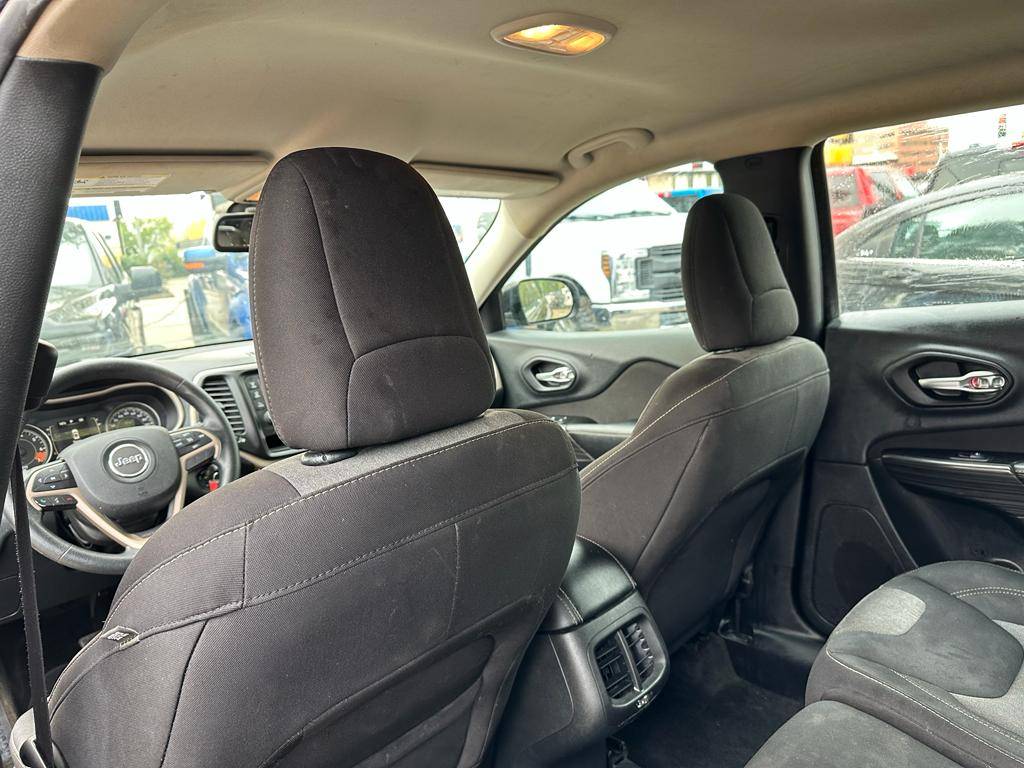 /drivenbyyouautosales/2014-Jeep-Cherokee-011877554464292839.jpg