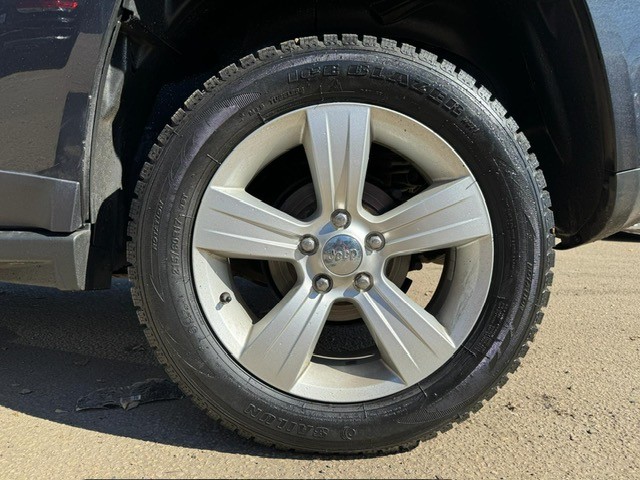 /drivenbyyouautosales/2014-Jeep-Compass-3452557246732153.jpg