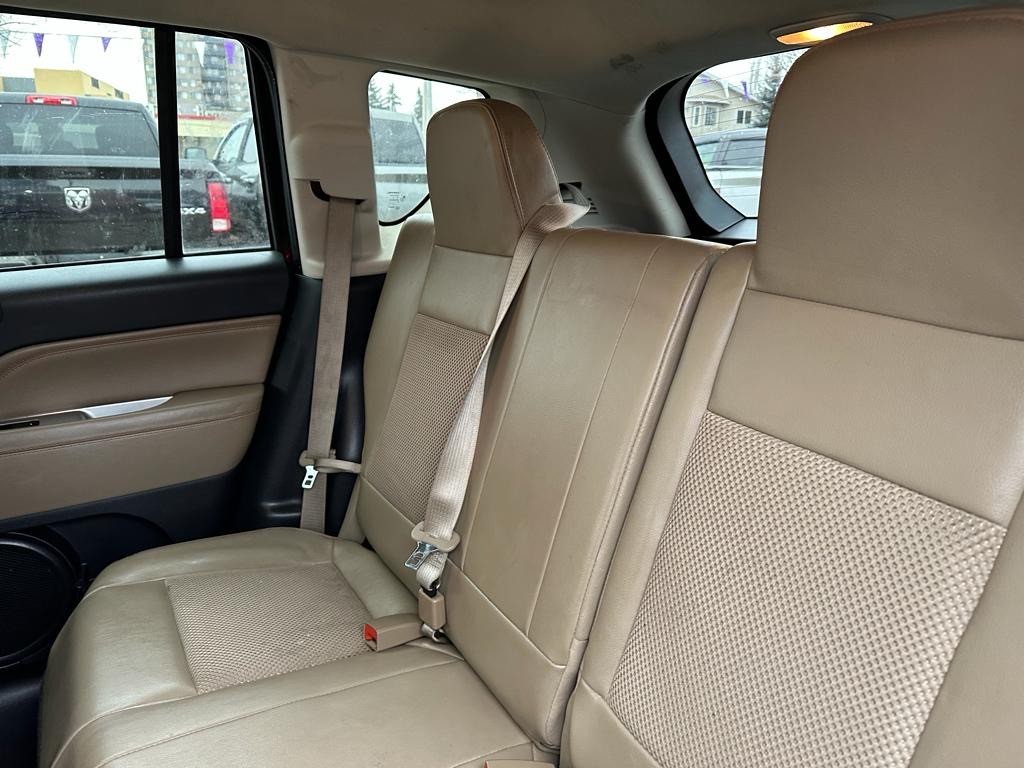 /drivenbyyouautosales/2014-Jeep-Compass-8433181244522918.jpg