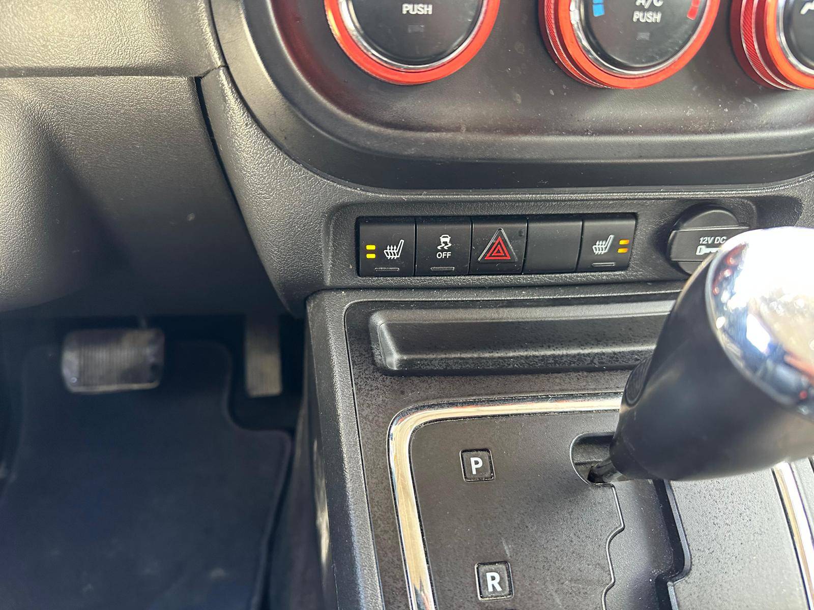 /drivenbyyouautosales/2014-Jeep-Patriot-3141580126350618.jpg