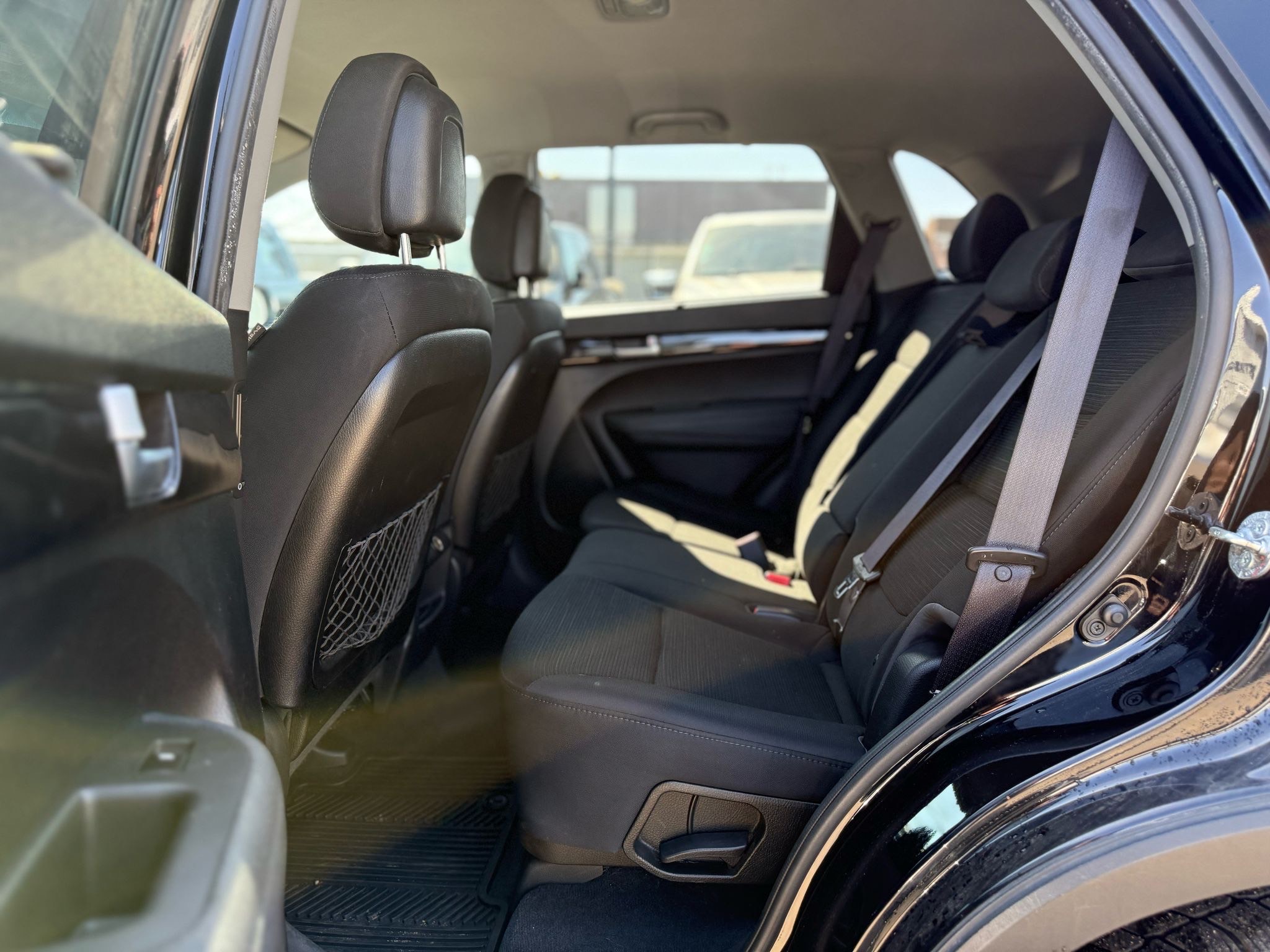 /drivenbyyouautosales/2014-Kia-Sorento-5160253748257508.jpg