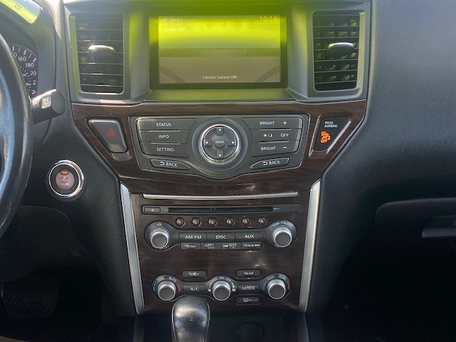 /drivenbyyouautosales/2014-Nissan-Pathfinder-14953573801886555.jpg