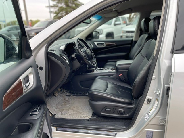 /drivenbyyouautosales/2014-Nissan-Pathfinder-506805720020703.jpg