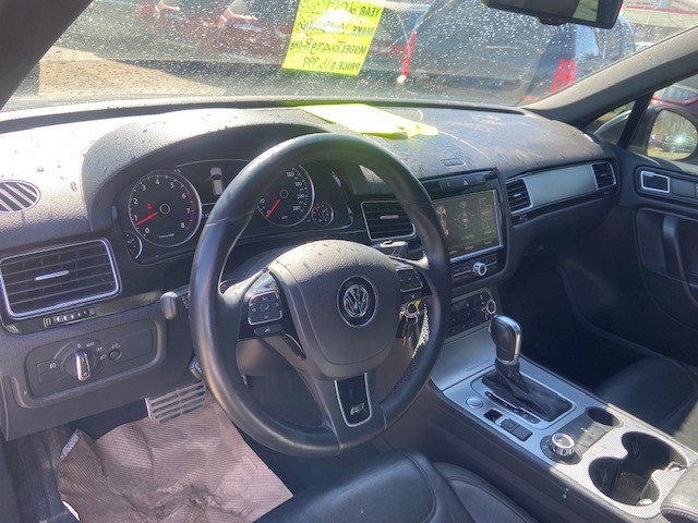 /drivenbyyouautosales/2014-Volkswagen-Touareg-8756254381479485.jpg