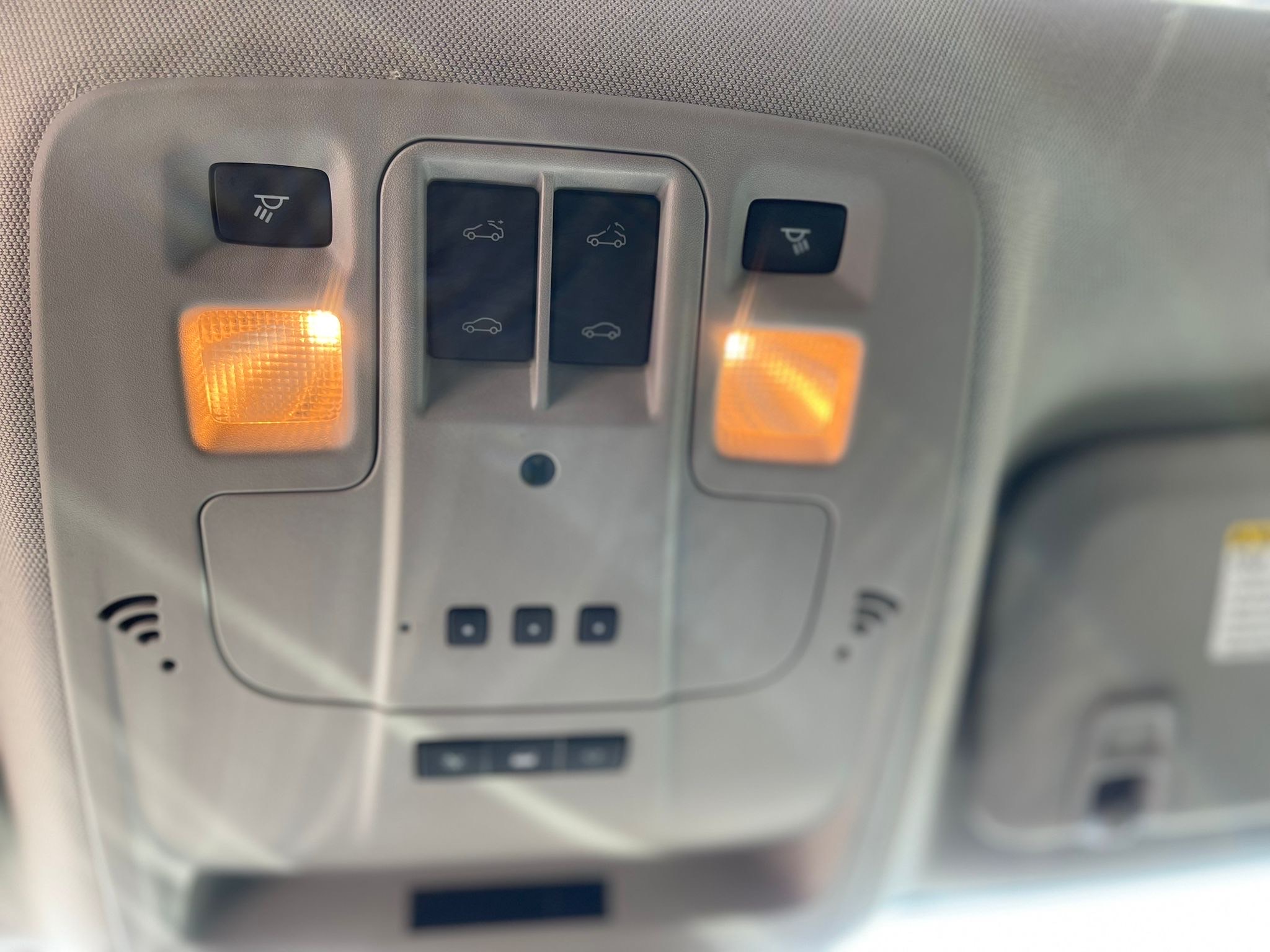/drivenbyyouautosales/2015-Chevrolet-Malibu-02940408280472573.jpg