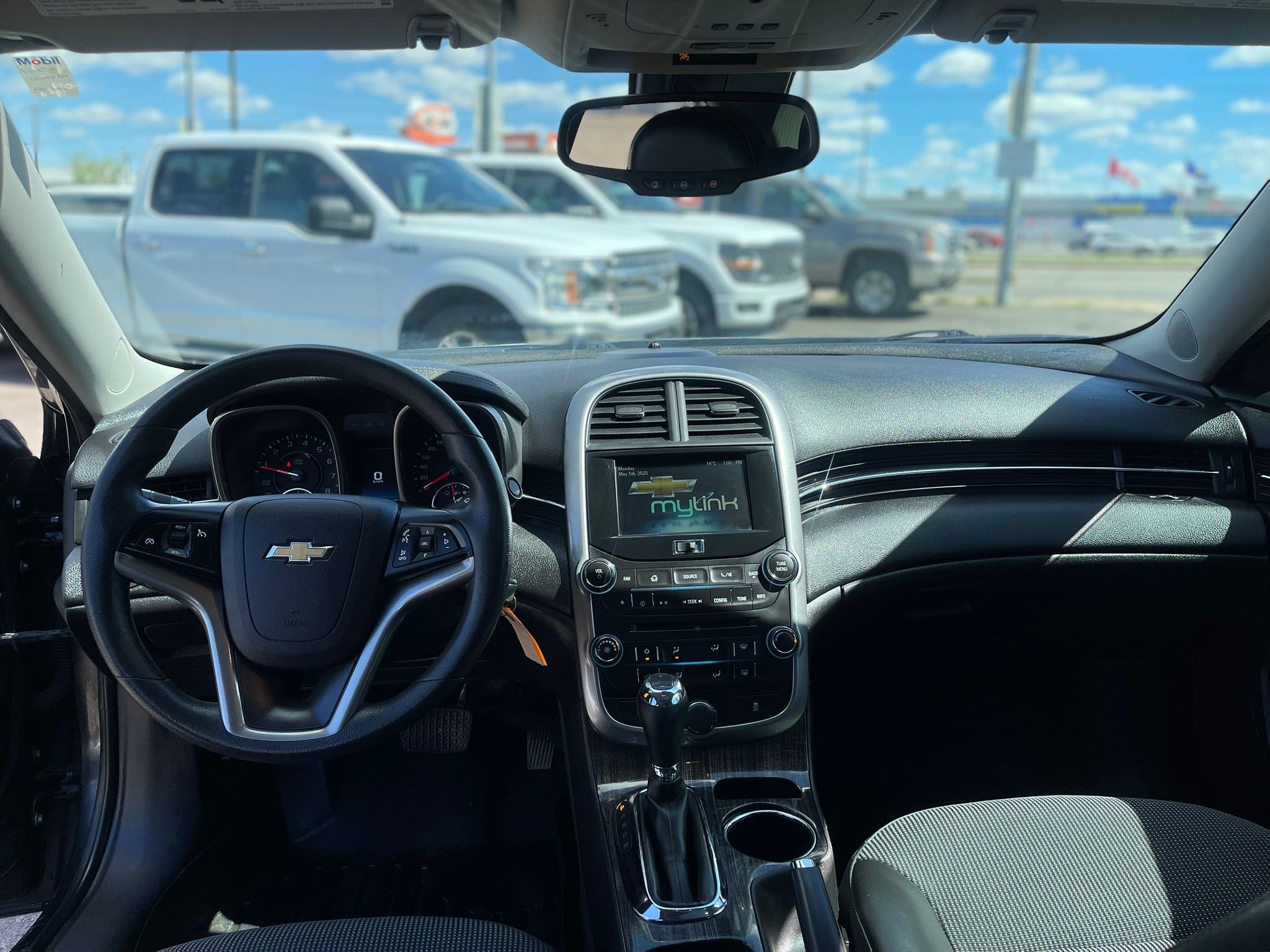 /drivenbyyouautosales/2015-Chevrolet-Malibu-8416316809461168.jpg