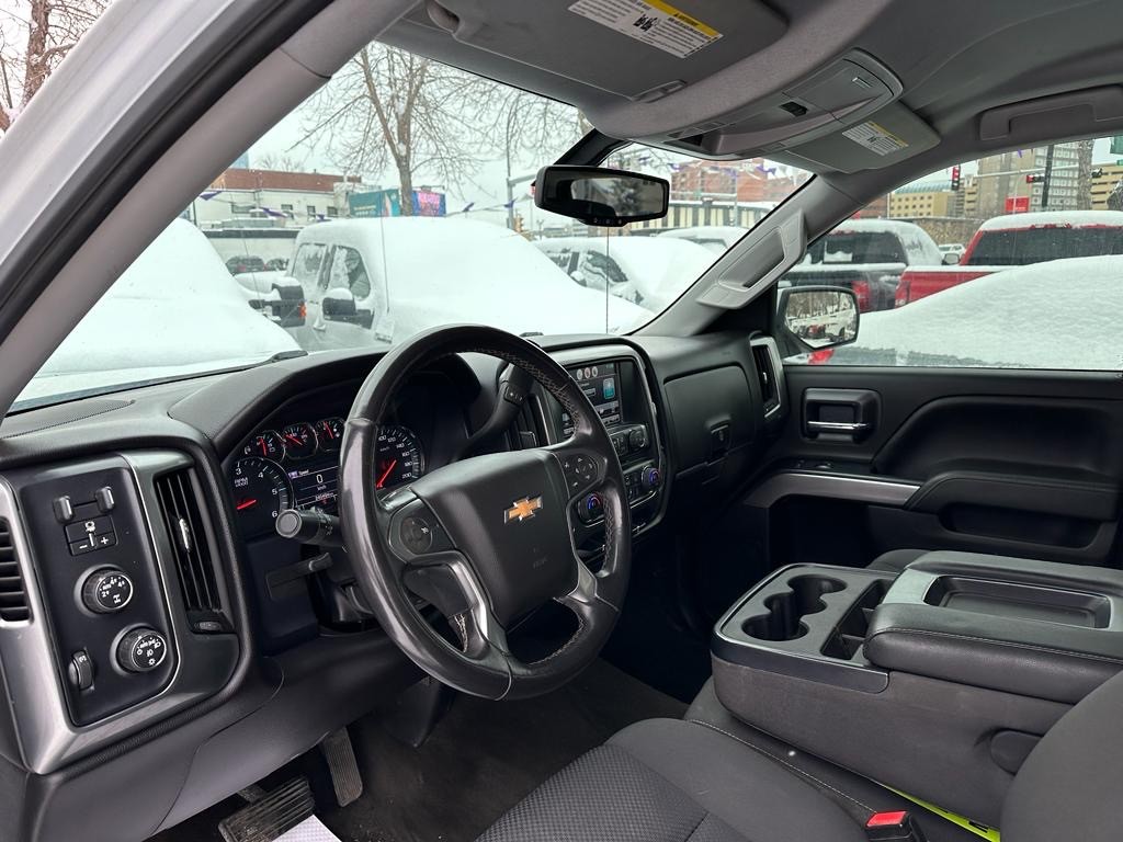/drivenbyyouautosales/2015-Chevrolet-Silverado1500-7145447247880958.jpg